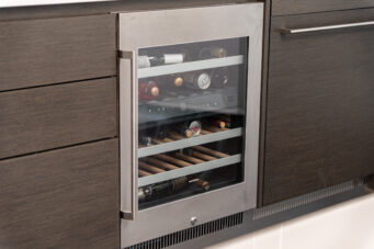 STUNNING HIGH LEVEL UNIT WITH BREATHTAKING VIEWS - 3507 1151 W Georgia Street, Vancouver