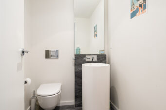 STUNNING HIGH LEVEL UNIT WITH BREATHTAKING VIEWS - 3507 1151 W Georgia Street, Vancouver