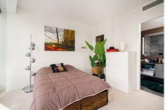 STUNNING HIGH LEVEL UNIT WITH BREATHTAKING VIEWS - 3507 1151 W Georgia Street, Vancouver