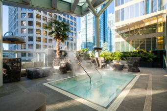 STUNNING HIGH LEVEL UNIT WITH BREATHTAKING VIEWS - 3507 1151 W Georgia Street, Vancouver