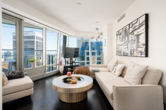 STUNNING HIGH LEVEL UNIT WITH BREATHTAKING VIEWS - 3507 1151 W Georgia Street, Vancouver