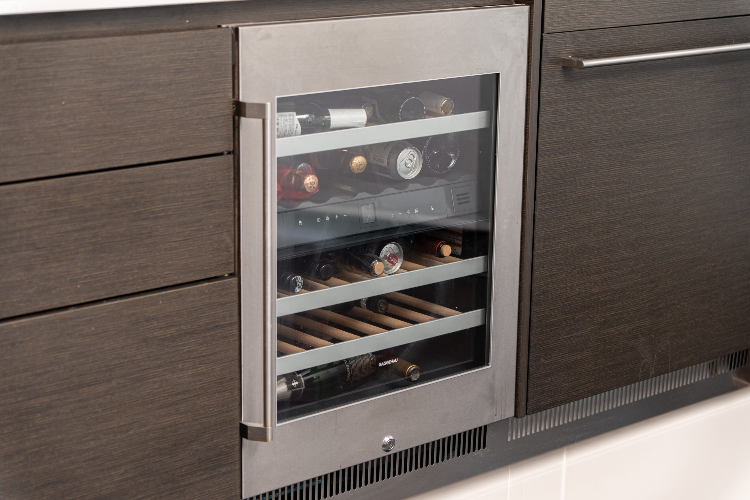 STUNNING HIGH LEVEL UNIT WITH BREATHTAKING VIEWS - 3507 1151 W Georgia Street, Vancouver