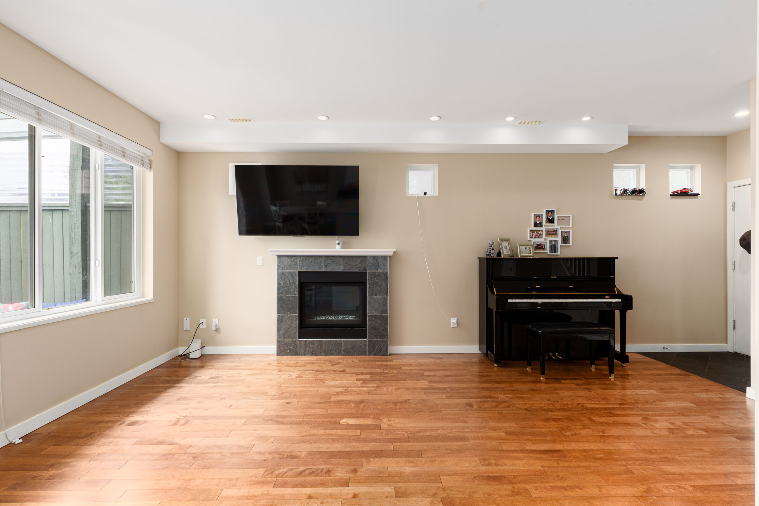 GORGEOUS HALF DUPLEX IN CENTRAL LONSDALE – 225 E 18th Street, North Vancouver