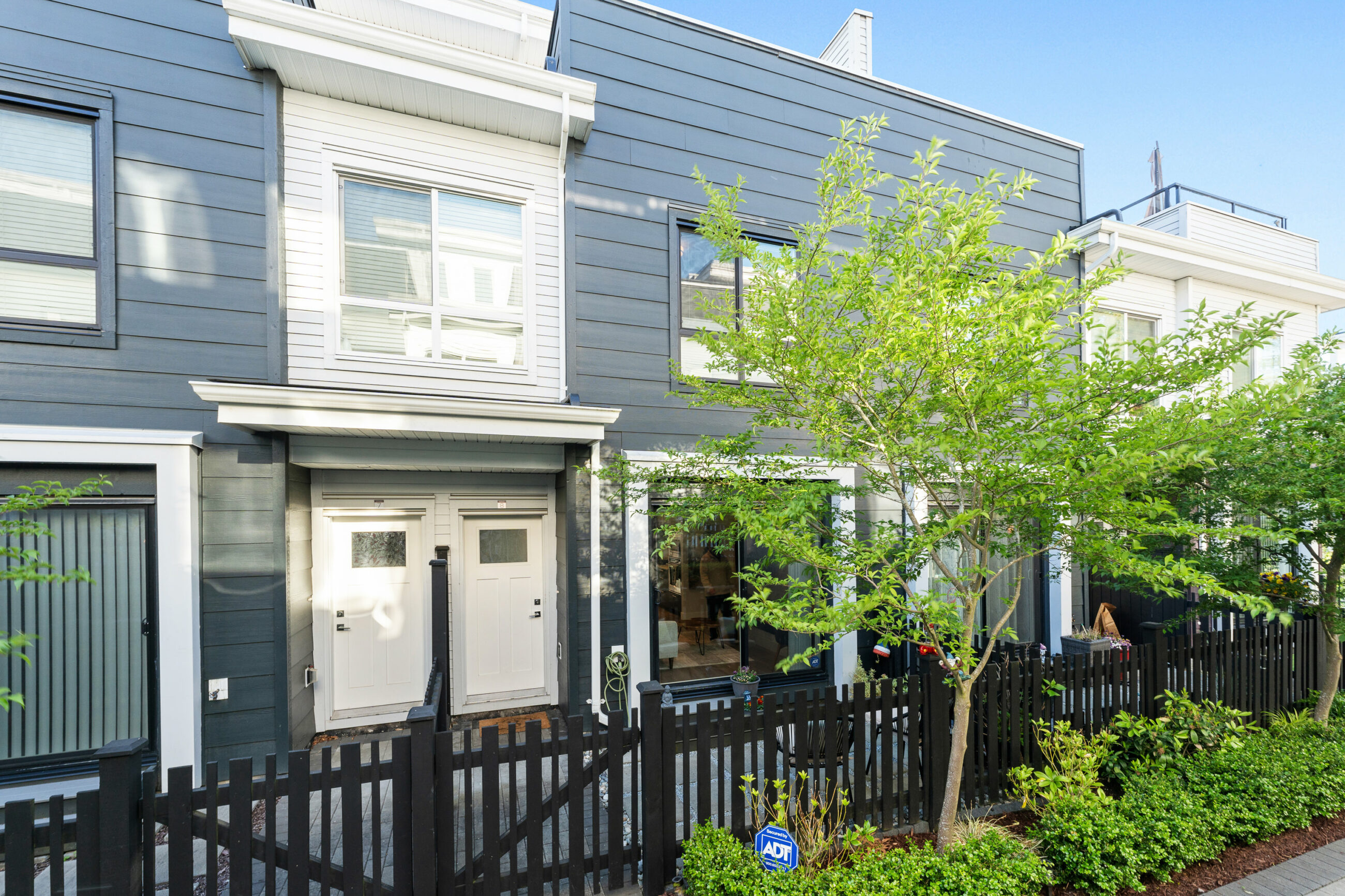 BREATHTAKING COASTAL MOUNTAIN VIEWS FROM THE SPACIOUS ROOFTOP DECK - 8 16315 23A AVENUE