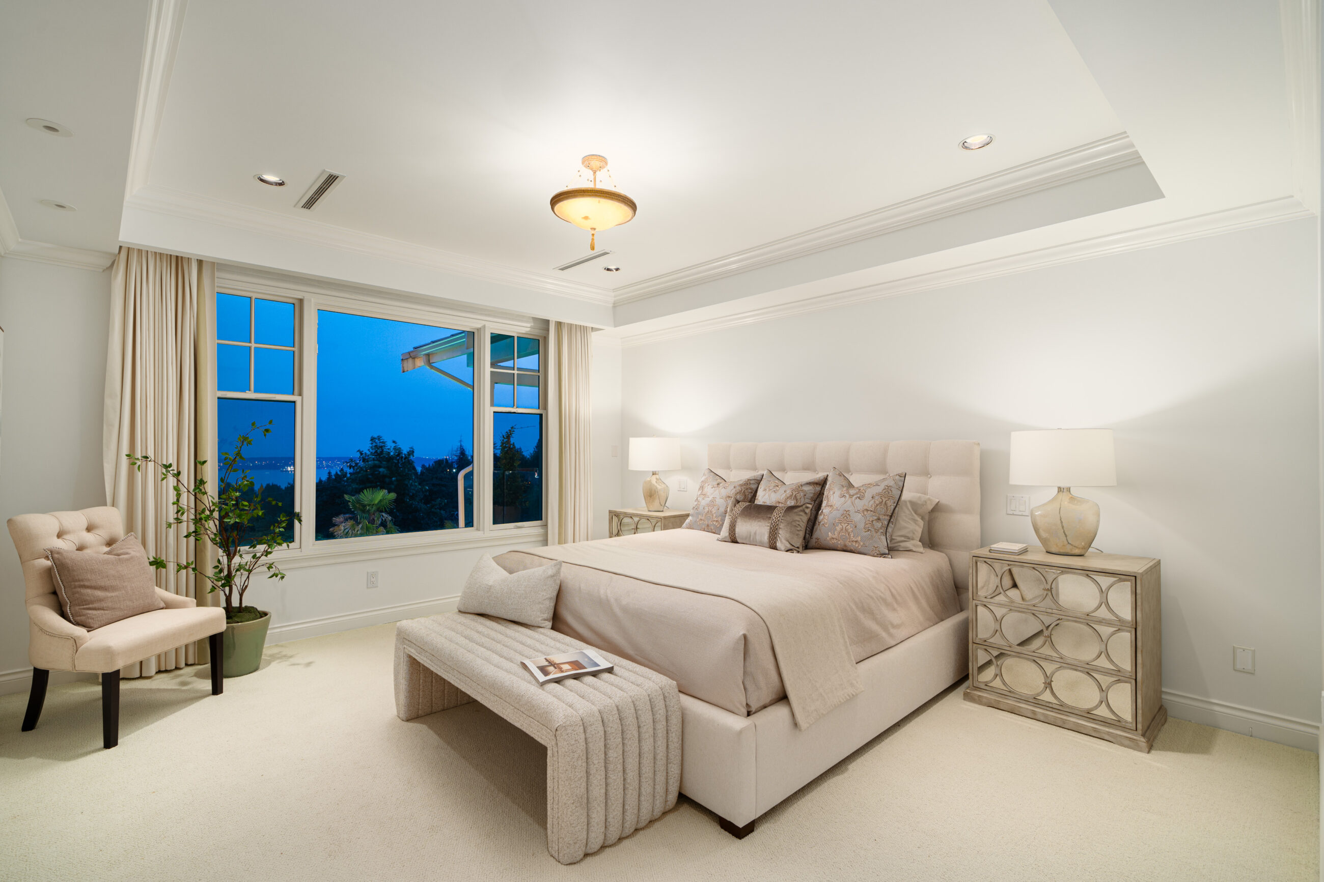 PRESTIGIOUS BRITISH PROPERTIES OFFERING 180-DEGREE CITY AND OCEAN VIEWS -  970 King Georges Way, West Vancouver