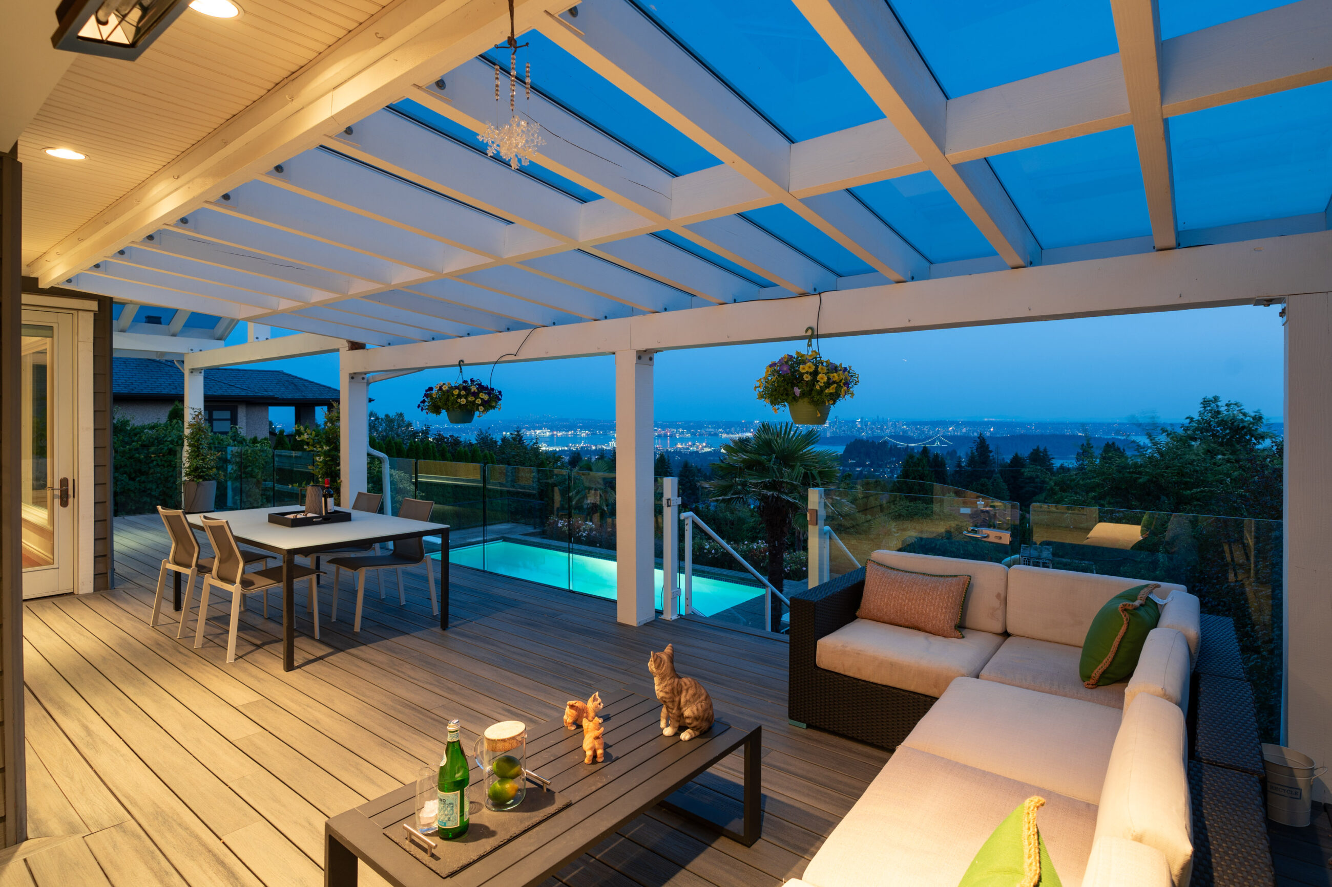 PRESTIGIOUS BRITISH PROPERTIES OFFERING 180-DEGREE CITY AND OCEAN VIEWS -  970 King Georges Way, West Vancouver