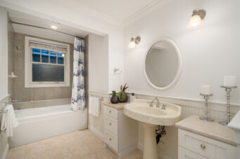 PRESTIGIOUS BRITISH PROPERTIES OFFERING 180-DEGREE CITY AND OCEAN VIEWS -  970 King Georges Way, West Vancouver