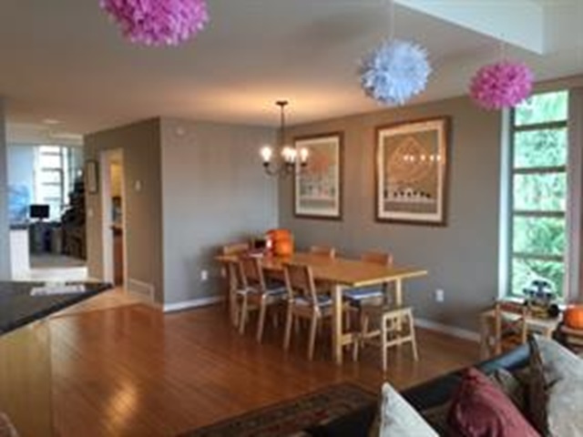 INTRODUCING A HOME AT SEASCAPES, WITH SPECTACULAR 180-DEGREE UNOBSTRUCTED VIEWS OF THE OCEAN AND NEARBY ISLANDS - 8725 Seascape Drive, West Vancouver