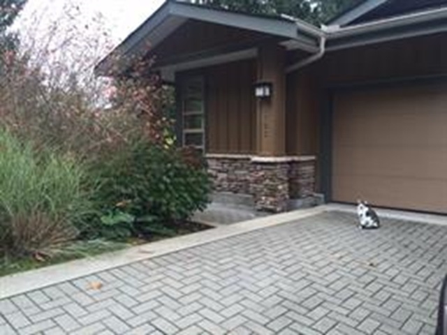 INTRODUCING A HOME AT SEASCAPES, WITH SPECTACULAR 180-DEGREE UNOBSTRUCTED VIEWS OF THE OCEAN AND NEARBY ISLANDS - 8725 Seascape Drive, West Vancouver