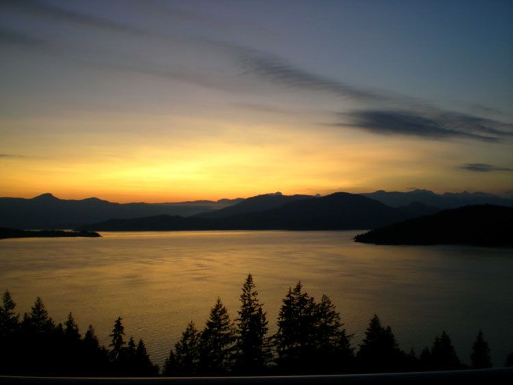 INTRODUCING A HOME AT SEASCAPES, WITH SPECTACULAR 180-DEGREE UNOBSTRUCTED VIEWS OF THE OCEAN AND NEARBY ISLANDS - 8725 Seascape Drive, West Vancouver