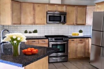 INTRODUCING A HOME AT SEASCAPES, WITH SPECTACULAR 180-DEGREE UNOBSTRUCTED VIEWS OF THE OCEAN AND NEARBY ISLANDS - 8725 Seascape Drive, West Vancouver