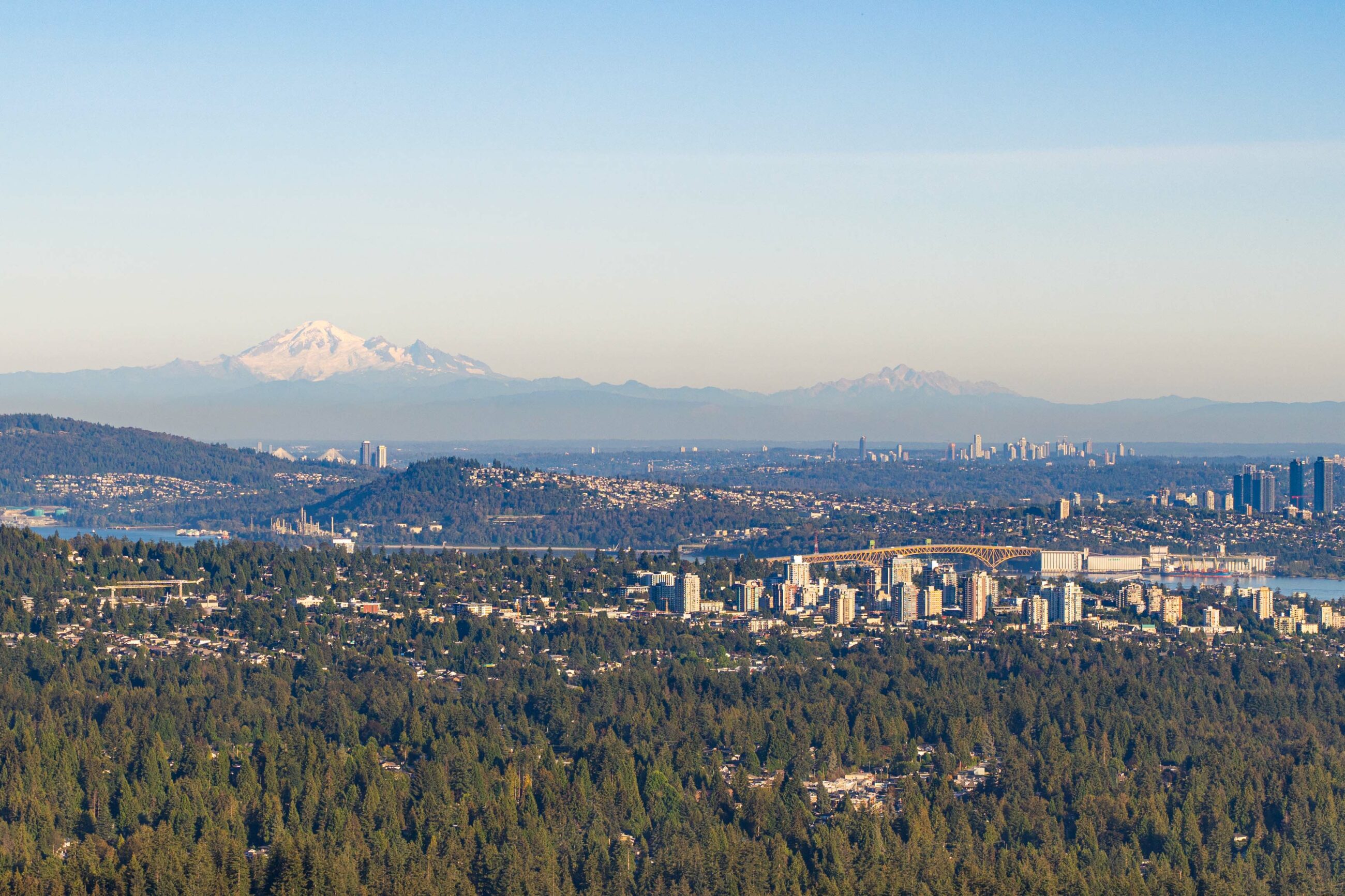 BRITISH PROPERTIES WITH 280-DEGREE PANORAMIC STUNNING VIEWS - 1095 Millsteam Road, West Vancouver