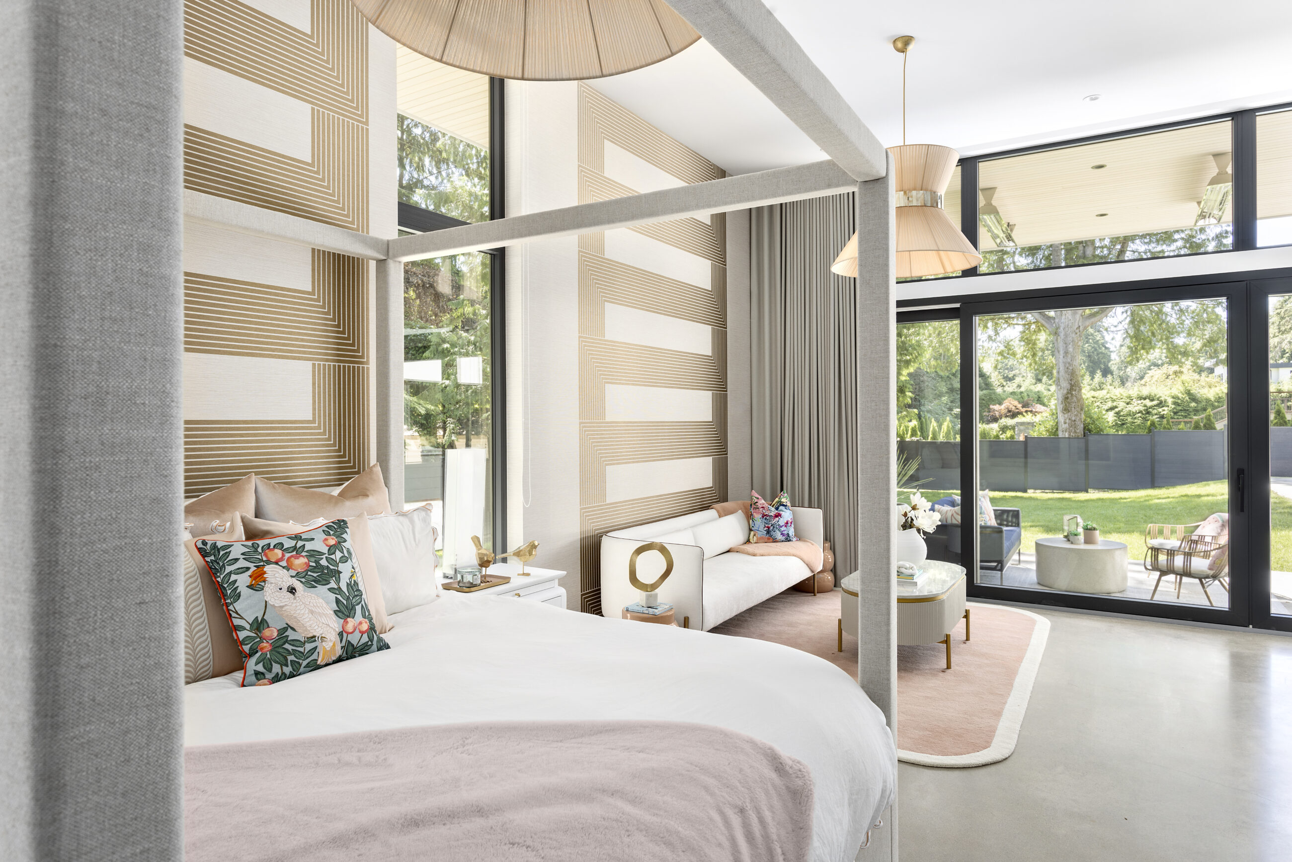 LUXURIOUS AND CONTEMPORARY HOME BY FRITS DE VRIES AND AWARD WINNING KALU INTERIORS - 510 Burhill Road, West Vancouver