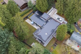 LUXURIOUS AND CONTEMPORARY HOME BY FRITS DE VRIES AND AWARD WINNING KALU INTERIORS - 510 Burhill Road, West Vancouver