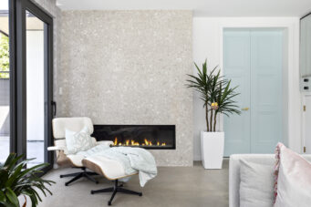 LUXURIOUS AND CONTEMPORARY HOME BY FRITS DE VRIES AND AWARD WINNING KALU INTERIORS - 510 Burhill Road, West Vancouver