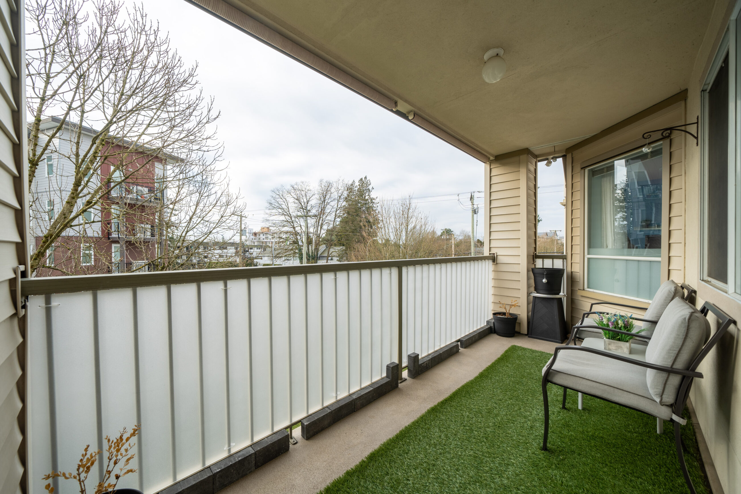 SPACIOUS attractively priced 2bed 2bath condo - 204 5450 208 Street, Langley