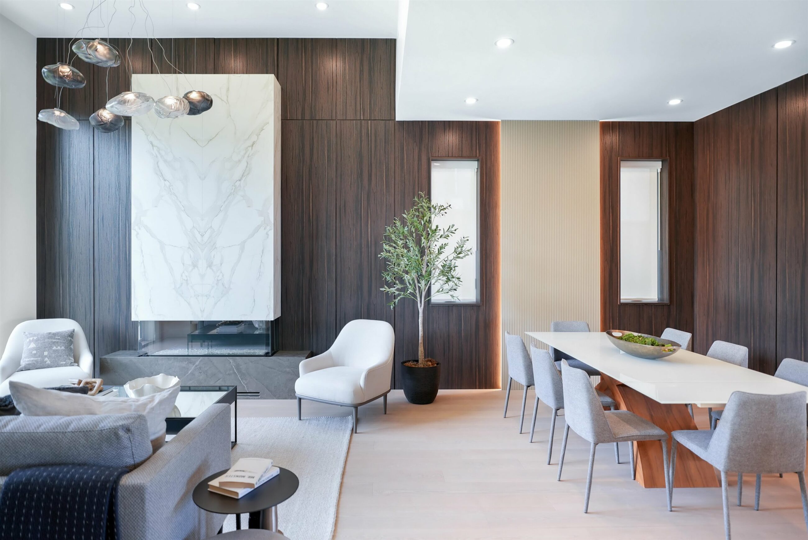 A STUNNING MODERN NEW BUILD IN WEST VANCOUVER - 1130 GORDON AVENUE