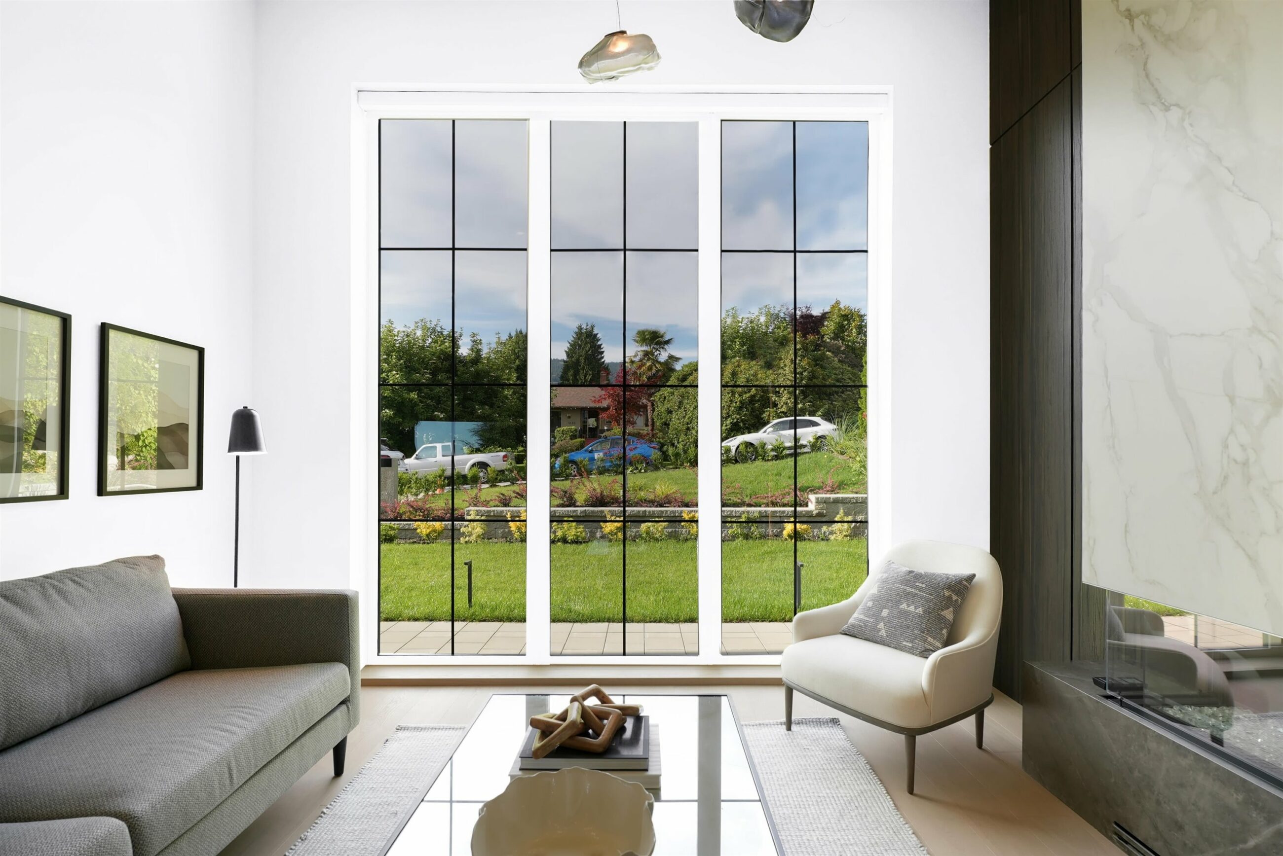 A STUNNING MODERN NEW BUILD IN WEST VANCOUVER - 1130 GORDON AVENUE