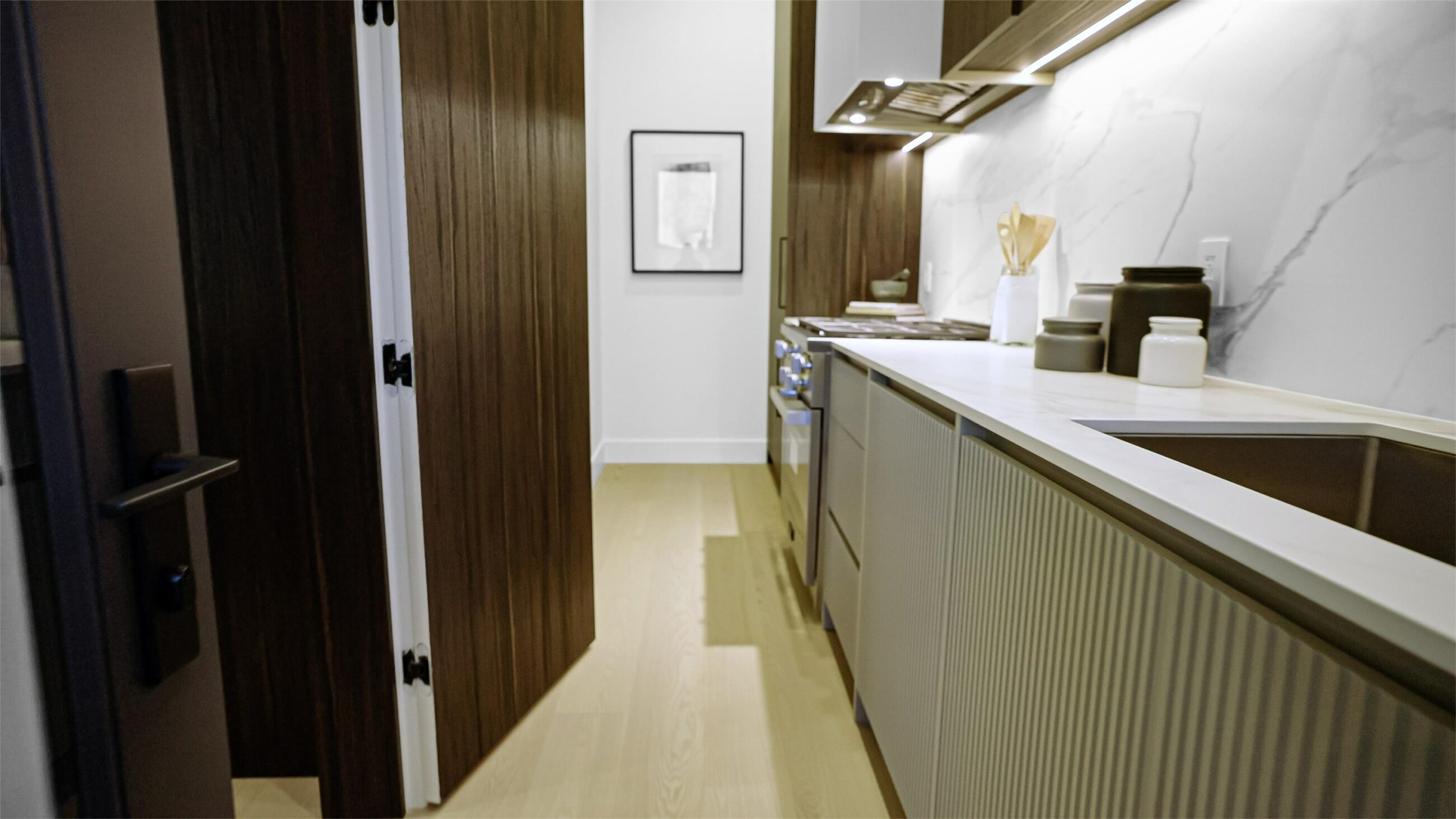 A STUNNING MODERN NEW BUILD IN WEST VANCOUVER - 1130 GORDON AVENUE