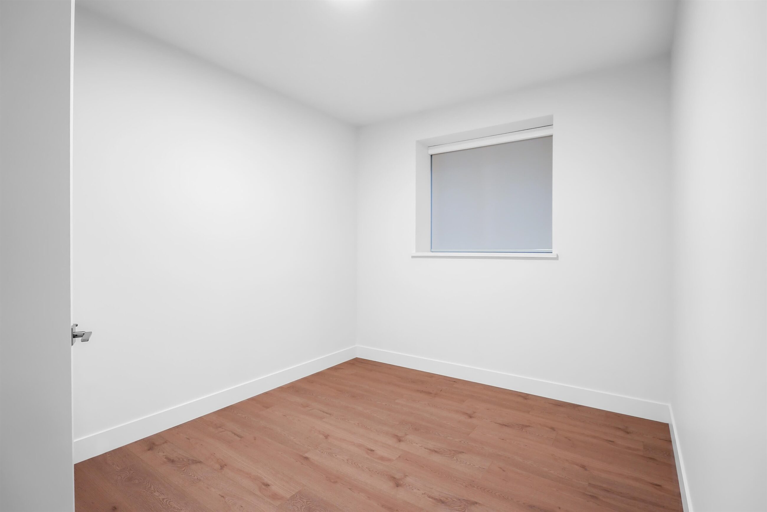 A STUNNING MODERN NEW BUILD IN WEST VANCOUVER - 1130 GORDON AVENUE