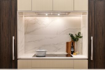 A STUNNING MODERN NEW BUILD IN WEST VANCOUVER - 1130 GORDON AVENUE