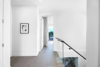 A STUNNING MODERN NEW BUILD IN WEST VANCOUVER - 1130 GORDON AVENUE