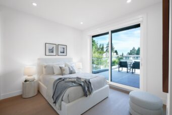 A STUNNING MODERN NEW BUILD IN WEST VANCOUVER - 1130 GORDON AVENUE