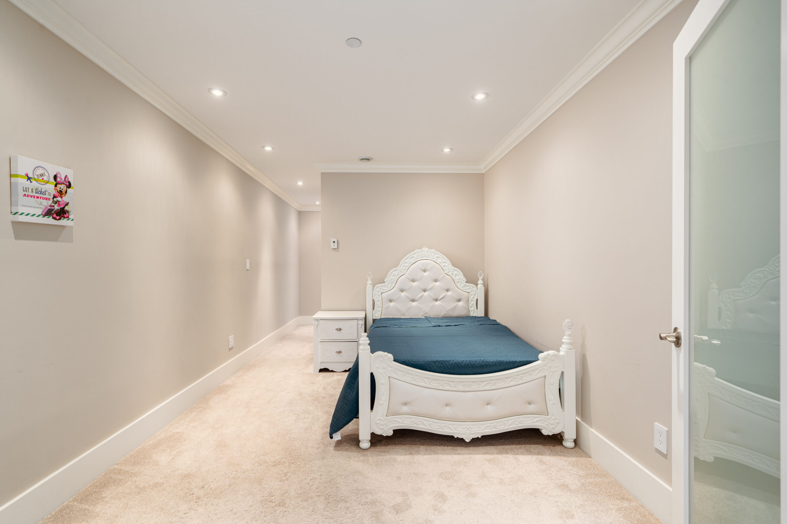 Meet West Vancouver French-style Oceanview Manor, an exquisite residence meticulously designed by a French-Canadian master architect - 2285 Kings Avenue, West Vancouver