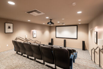 WATERFRONT PENTHOUSE MARINASIDE YALETOWN VANCOUVER DOWNTOWN WITH PRIVATE PATIO STUNNING VIEW — 3903 1033 Marinaside Crescent