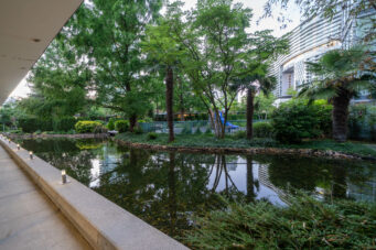 WATERFRONT PENTHOUSE MARINASIDE YALETOWN VANCOUVER DOWNTOWN WITH PRIVATE PATIO STUNNING VIEW — 3903 1033 Marinaside Crescent