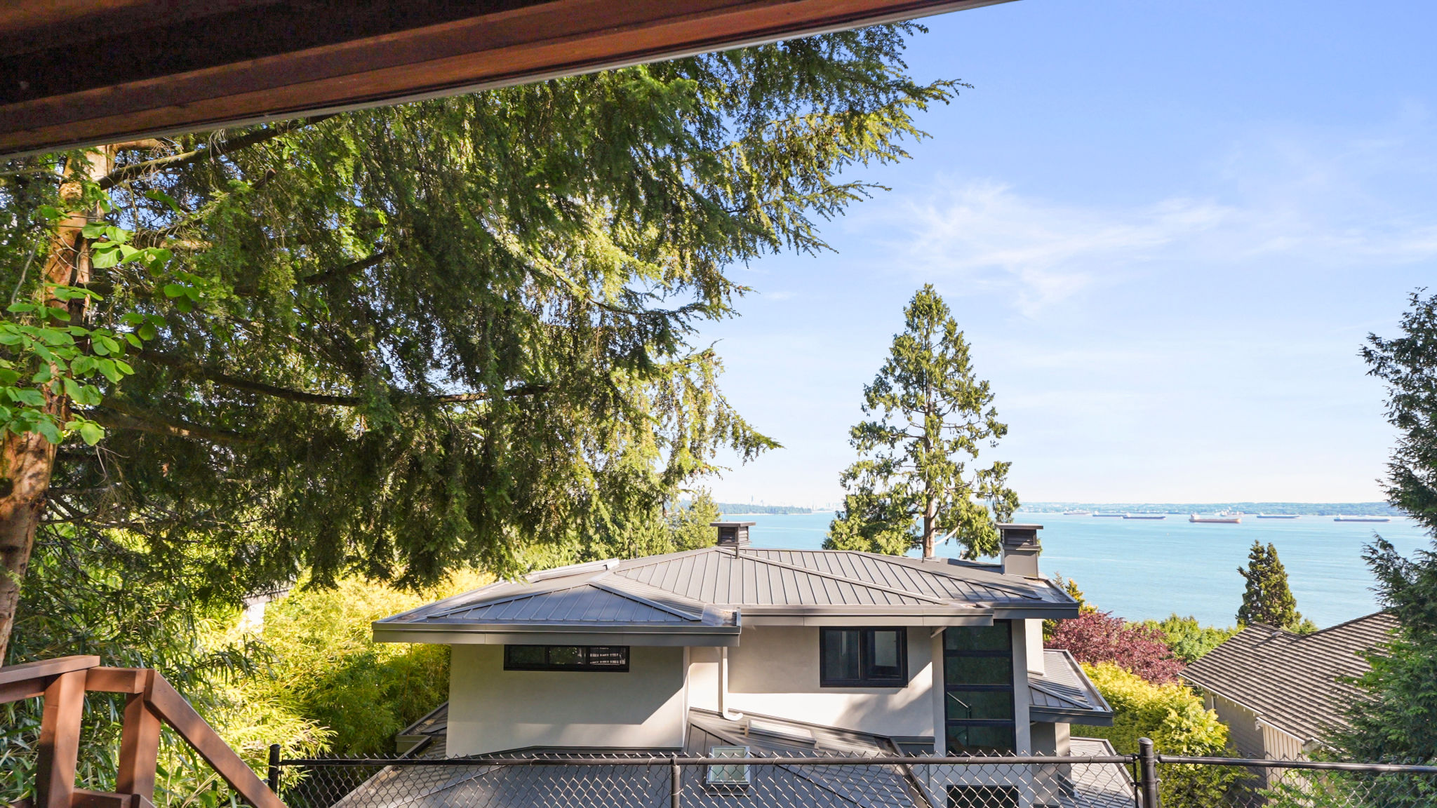 AN EXTRAORDINARY CUSTOM-BUILT RESIDENCE IN ONE OF WEST VANCOUVER’S MOST SOUGHT-AFTER NEIGHBOURHOODS - 3389 Thompson Crescent, West Vancouver