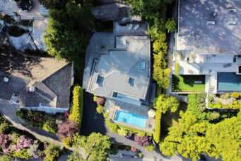 AN EXTRAORDINARY CUSTOM-BUILT RESIDENCE IN ONE OF WEST VANCOUVER’S MOST SOUGHT-AFTER NEIGHBOURHOODS - 3389 Thompson Crescent, West Vancouver