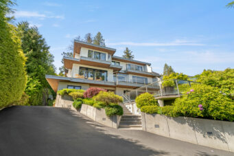 AN EXTRAORDINARY CUSTOM-BUILT RESIDENCE IN ONE OF WEST VANCOUVER’S MOST SOUGHT-AFTER NEIGHBOURHOODS - 3389 Thompson Crescent, West Vancouver