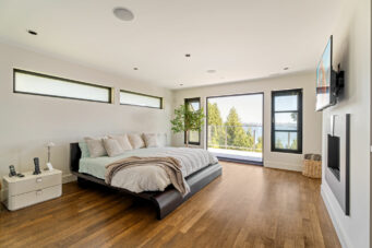 AN EXTRAORDINARY CUSTOM-BUILT RESIDENCE IN ONE OF WEST VANCOUVER’S MOST SOUGHT-AFTER NEIGHBOURHOODS - 3389 Thompson Crescent, West Vancouver