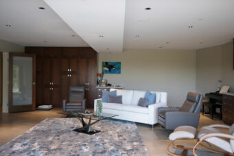 AN EXTRAORDINARY CUSTOM-BUILT RESIDENCE IN ONE OF WEST VANCOUVER’S MOST SOUGHT-AFTER NEIGHBOURHOODS - 3389 Thompson Crescent, West Vancouver