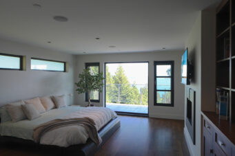 AN EXTRAORDINARY CUSTOM-BUILT RESIDENCE IN ONE OF WEST VANCOUVER’S MOST SOUGHT-AFTER NEIGHBOURHOODS - 3389 Thompson Crescent, West Vancouver