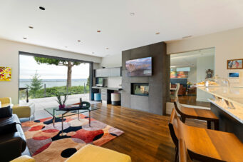 AN EXTRAORDINARY CUSTOM-BUILT RESIDENCE IN ONE OF WEST VANCOUVER’S MOST SOUGHT-AFTER NEIGHBOURHOODS - 3389 Thompson Crescent, West Vancouver