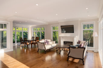 FRENCH-INSPIRED LUXURIOUS PRIVATE RESIDENCE IN WEST VANCOUVER - 920 3rd Street, West Vancouver
