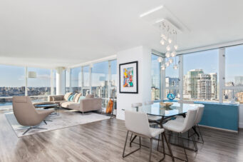 EXCEPTIONAL WATERFRONT TROPHY RESIDENCE ALONG THE PRESTIGIOUS MARINASIDE WATERFRONT PROMENADE - 3307 1033 Marinaside Crescent