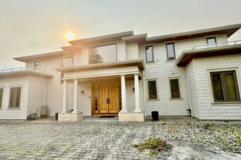 EUROPEAN INSPIRED MASTERPIECE IN THE HEART OF BRITISH PROPERTIES - 950 Greenwood Road