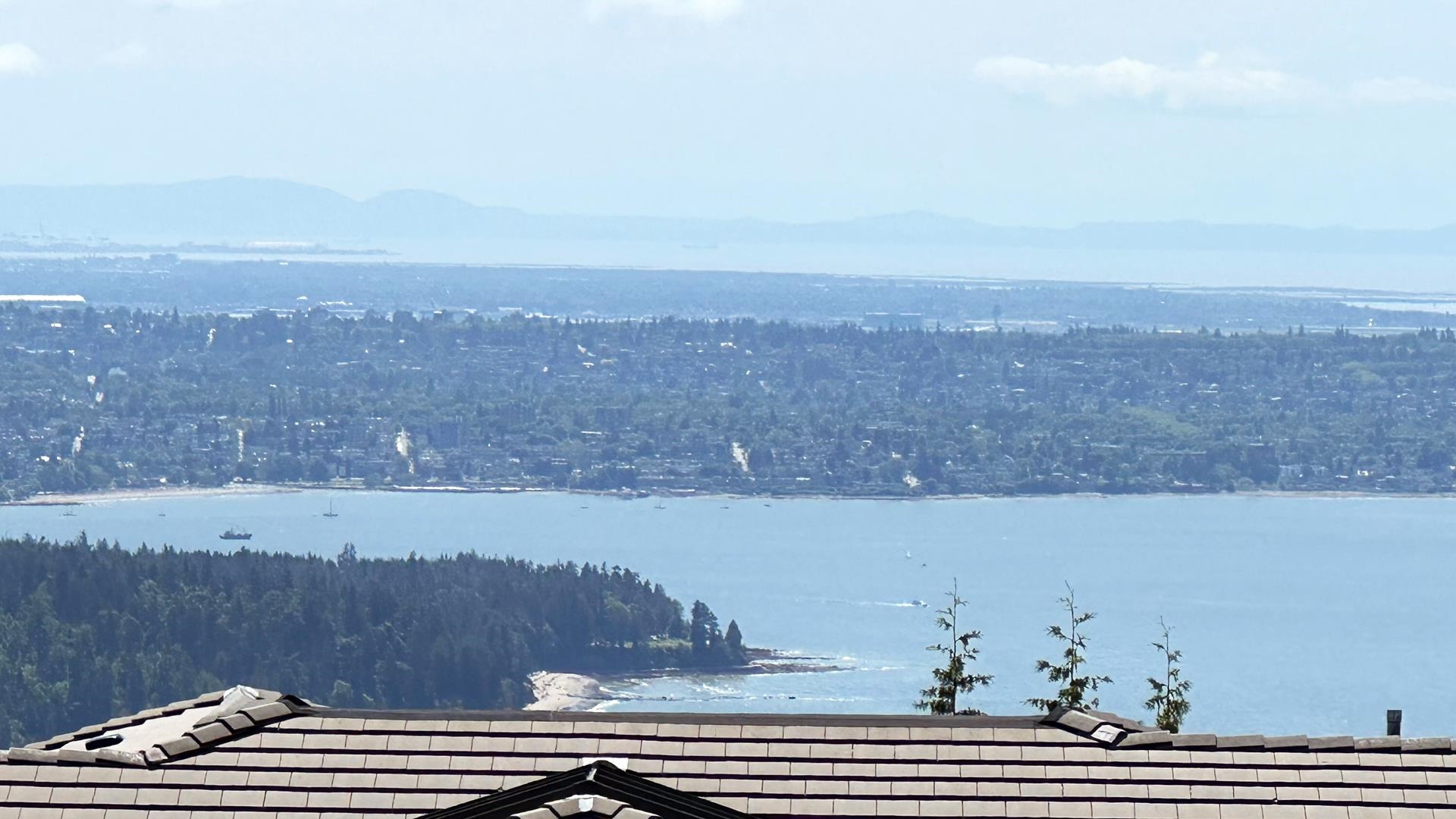 LUXURY BUILD OPPORTUNITY IN THE PRESTIGIOUS CHARTWELL NEIGHBOURHOOD OF WEST VANCOUVER – 1451 Chartwell Drive, West Vancouver