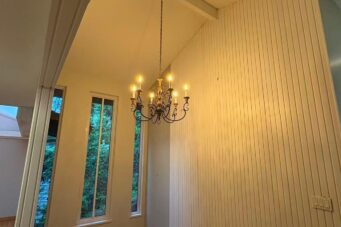 WEST VANCOUVER LIVING WITH PANORAMIC OCEAN AND MOUNTAINS VIEWS - 657 Andover Place