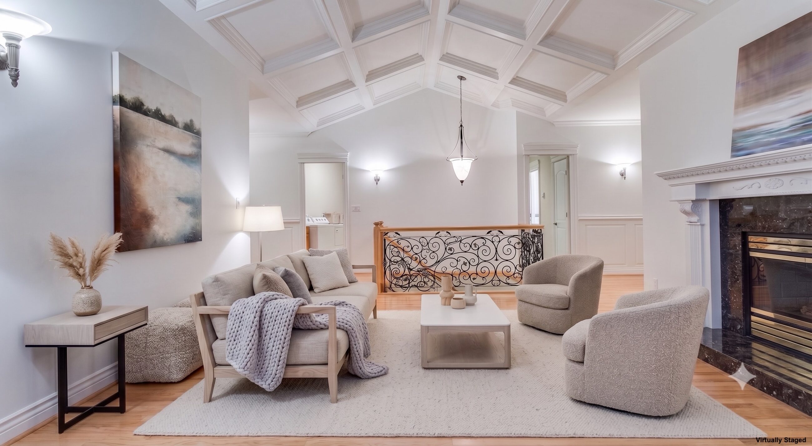 STUNNING CUSTOM HOME IN PRESTIGIOUS WEST BAY - 3395 Thompson Crescent