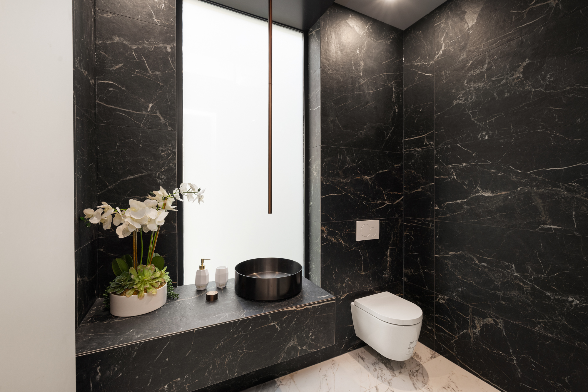 NEWLY BUILT ARCHITECTURAL RESIDENCE IN THE HEART OF DUNBAR - 4090 W 31st Avenue