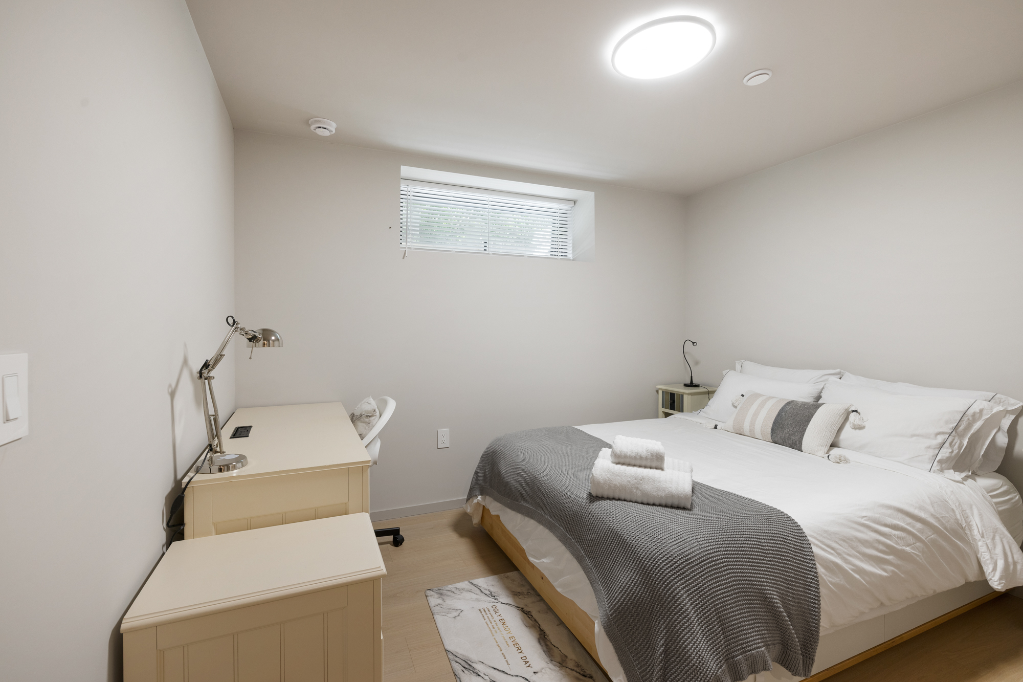NEWLY BUILT ARCHITECTURAL RESIDENCE IN THE HEART OF DUNBAR - 4090 W 31st Avenue