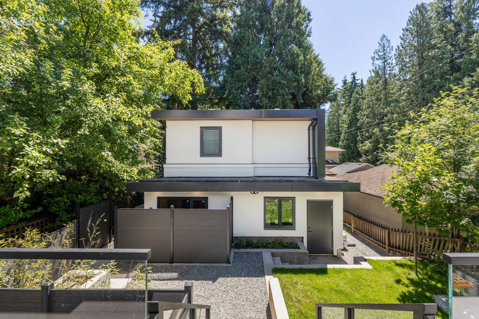 NEWLY BUILT ARCHITECTURAL RESIDENCE IN THE HEART OF DUNBAR - 4090 W 31st Avenue