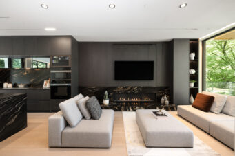 NEWLY BUILT ARCHITECTURAL RESIDENCE IN THE HEART OF DUNBAR - 4090 W 31st Avenue