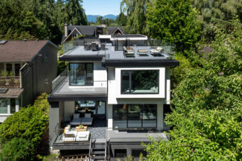 NEWLY BUILT ARCHITECTURAL RESIDENCE IN THE HEART OF DUNBAR - 4090 W 31st Avenue