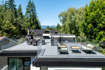 NEWLY BUILT ARCHITECTURAL RESIDENCE IN THE HEART OF DUNBAR - 4090 W 31st Avenue