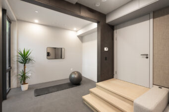 NEWLY BUILT ARCHITECTURAL RESIDENCE IN THE HEART OF DUNBAR - 4090 W 31st Avenue